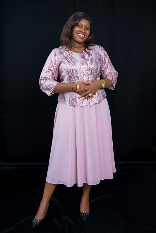 Elegant Pink Dress with Shimmering Brocade Bodice & Flared Skirt